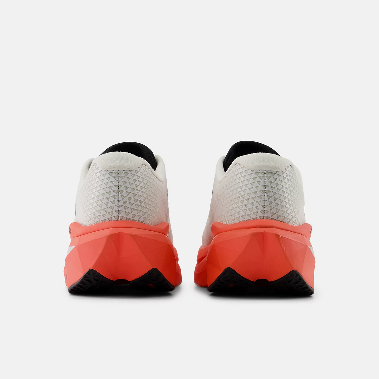 New Balance Men FuelCell SuperComp Trainer V3 - Urgent Red / Sea Salt