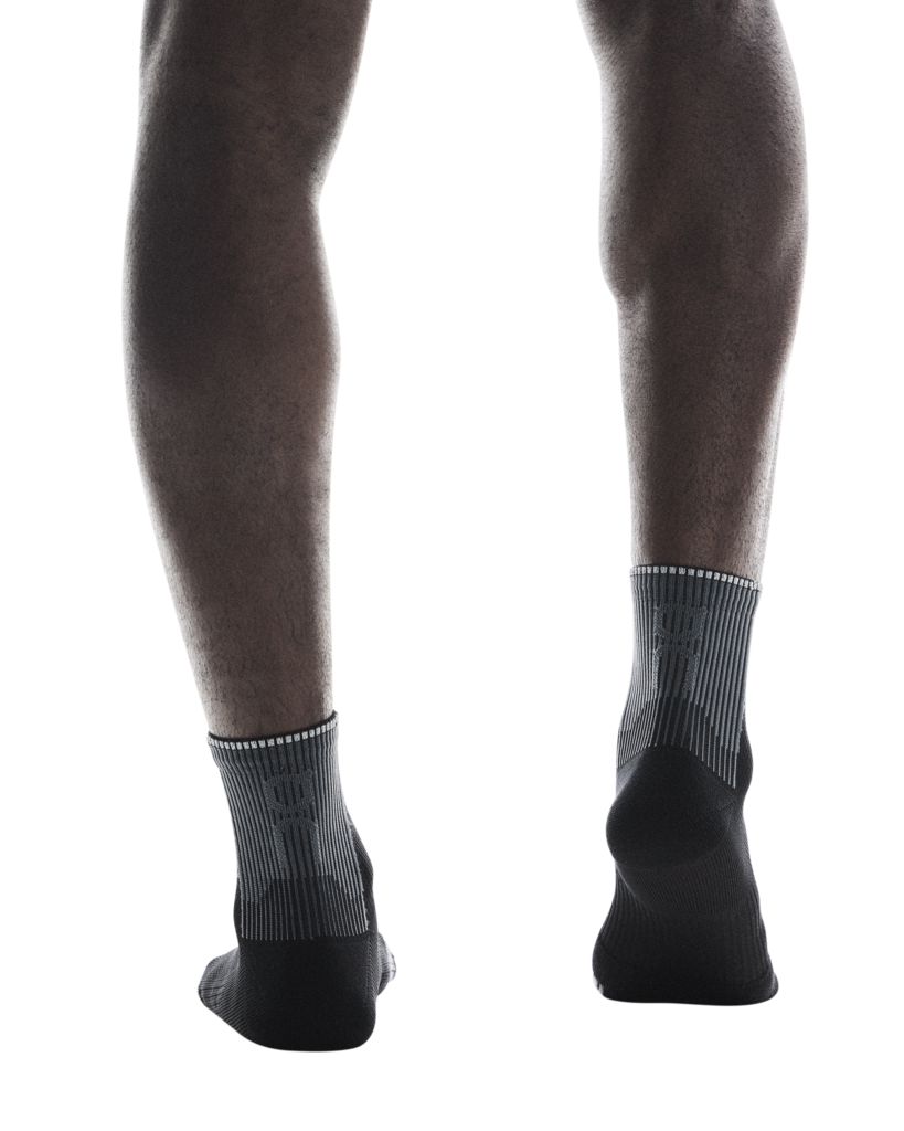 Buy On Unisex Performance Run Sock Mid - Black / Eclipse for running in Singapore - Running Lab SG