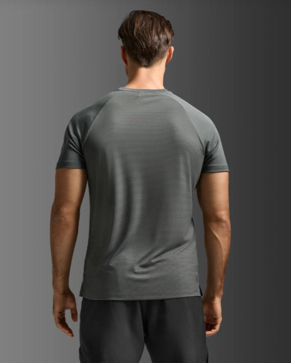 2XU Men Aero Mesh Tee - Jupiter / Black Reflective