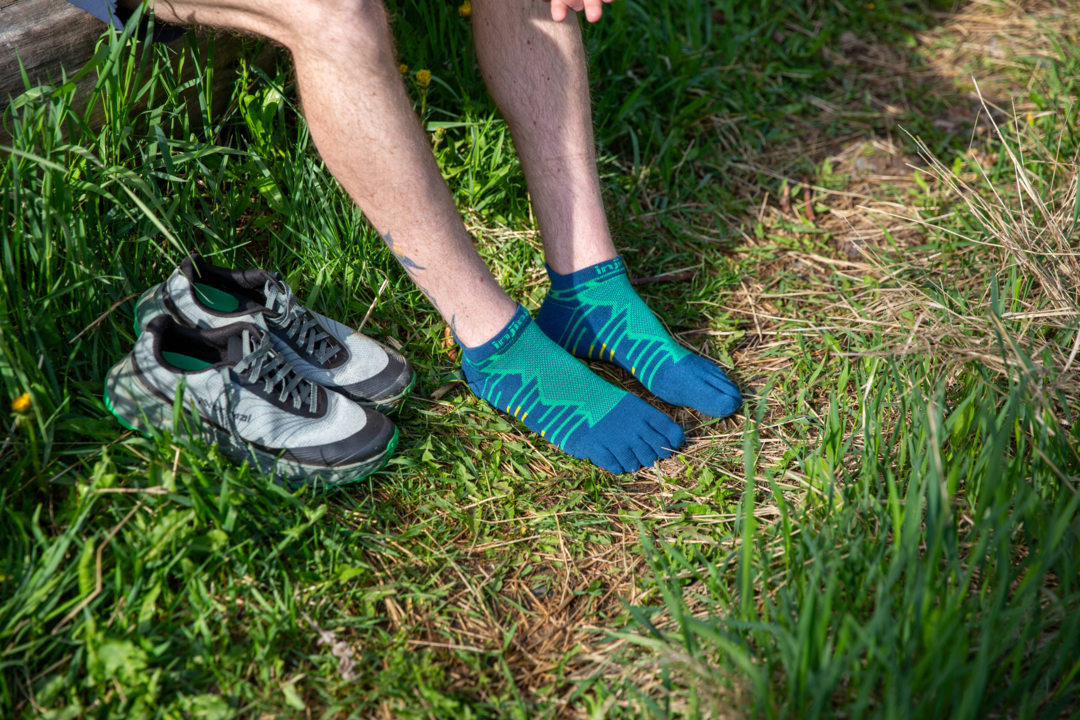 Buy Injinji Ultra Run Midweight No-Show Coolmax - Poseidon for running in Singapore - Running Lab SG