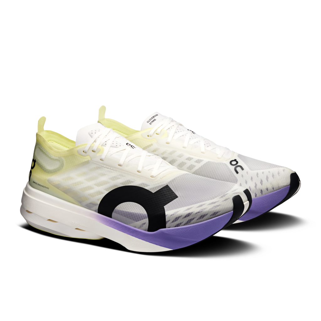 Buy On Men Cloudboom Strike - Juniper / Limelight for running in Singapore - Running Lab SG