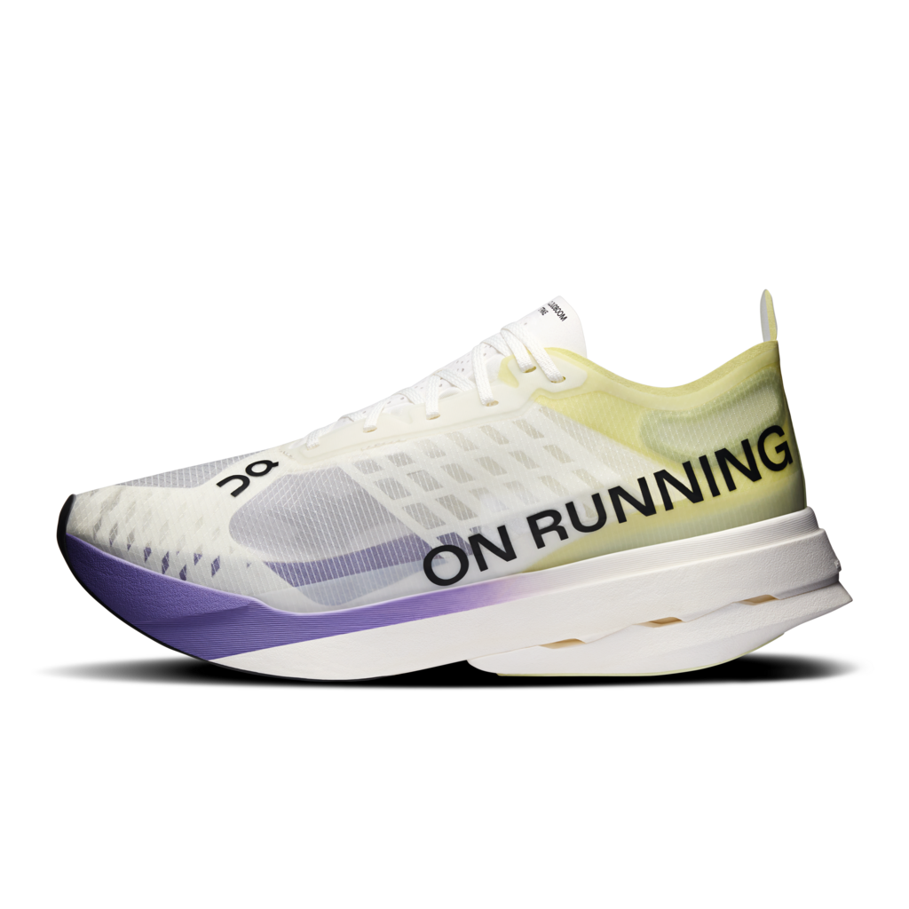 Buy On Men Cloudboom Strike - Juniper / Limelight for running in Singapore - Running Lab SG