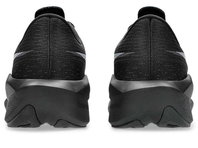 ASICS Men Novablast 6 Wide - Black / Black