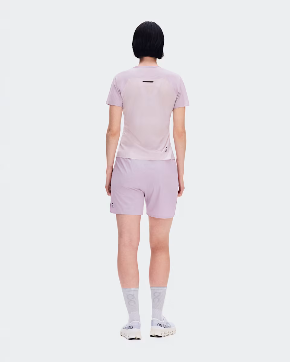 On Women Performance-T - Foxglove / Orchid