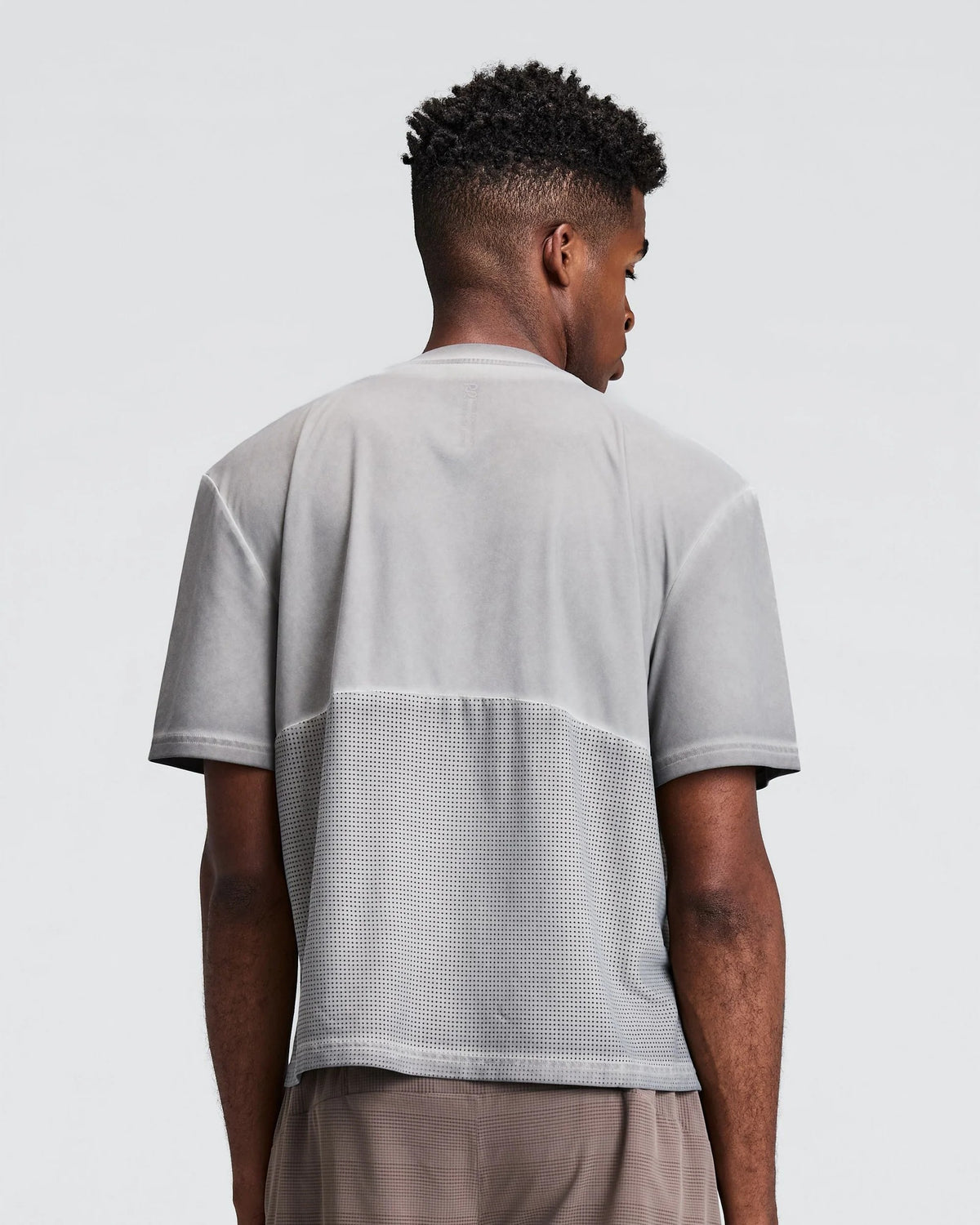 Buy Bandit Men Friosoft Perforated Box Tee - Concrete Taupe for running in Singapore - Running Lab SG