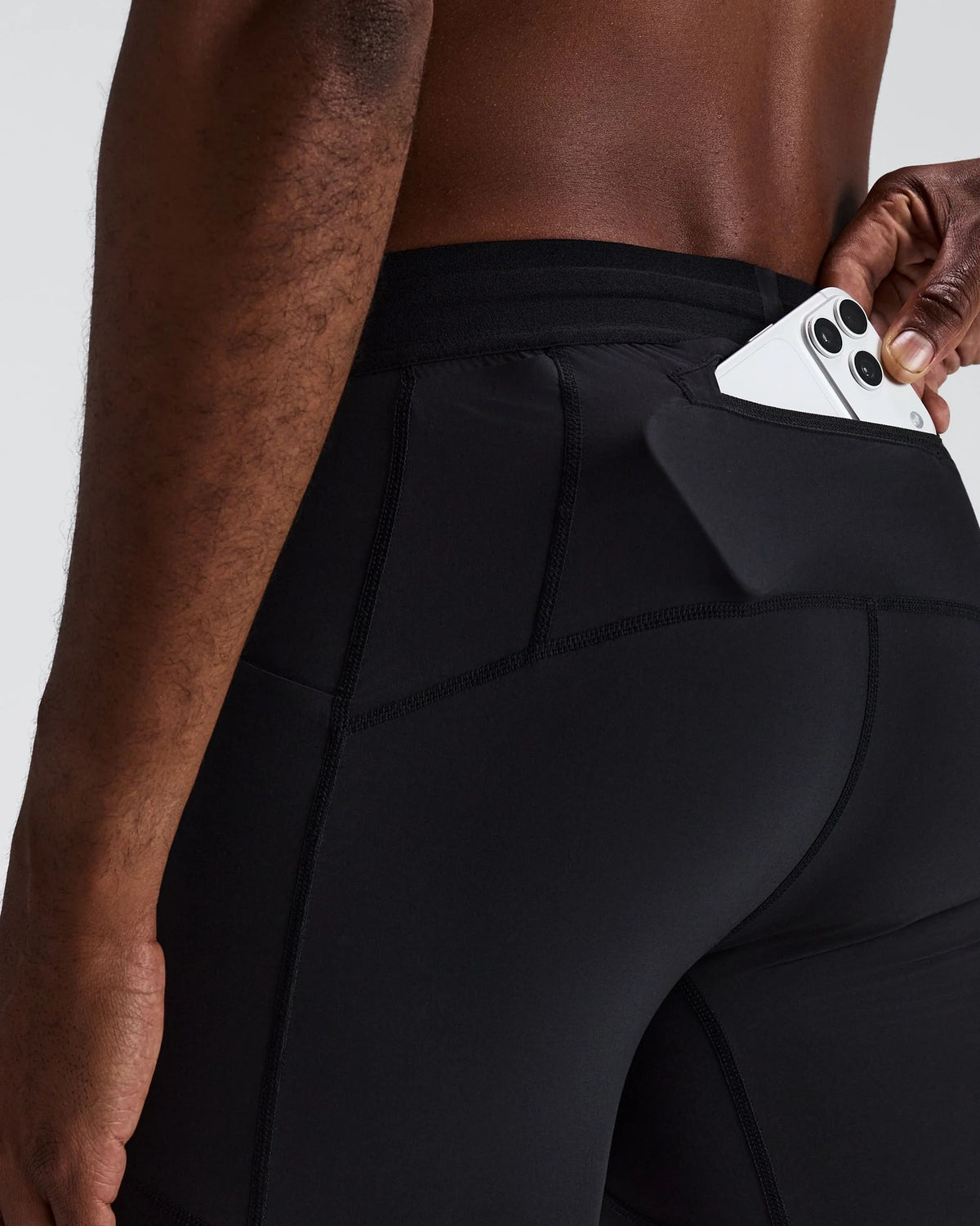 Buy Bandit Men SoLite 5" Pocket Half Tights - Black for running in Singapore - Running Lab SG