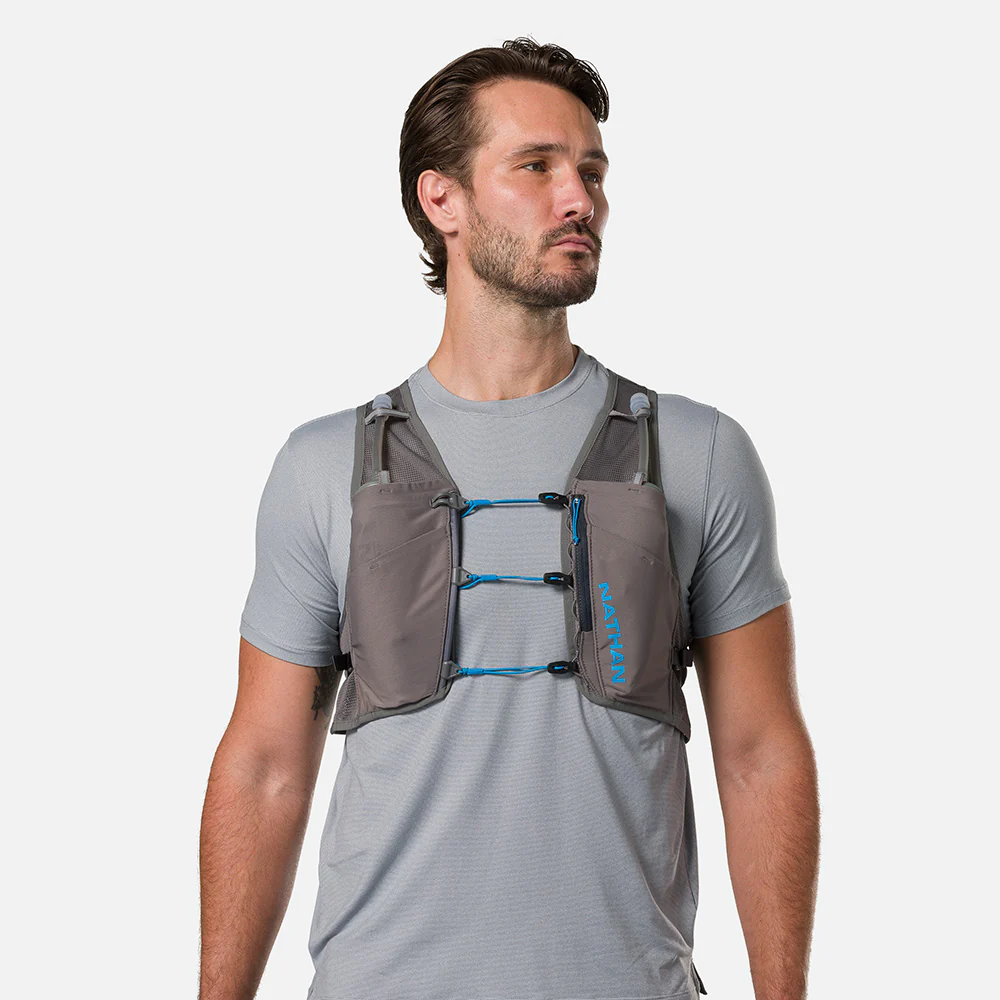 Nathan Sports Pinnacle Breeze 4L Hydration Race Vest - Charcoal / Electric Blue
