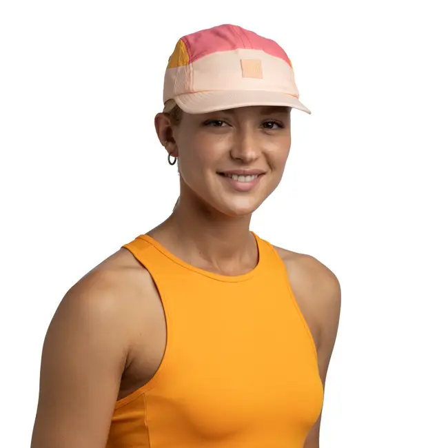 Shop BUFF Caps, Hats, Headbands, Neckwear, Gaiters, and Balaclavas in Singapore at Running Lab. Experience the outdoors with BUFF high-quality headwear.