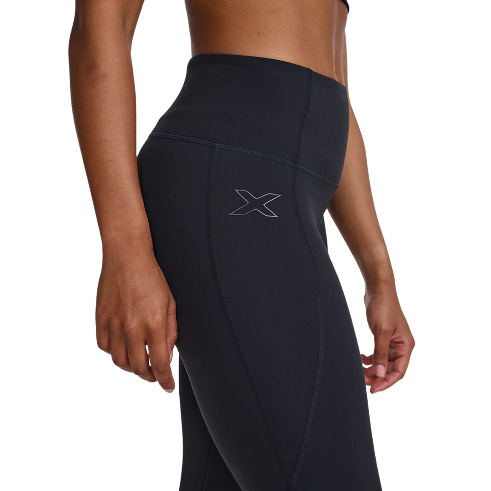 Shop 2XU: Elite Compression Apparel for Peak Performance and Rapid Recovery in Every Move | Running Lab