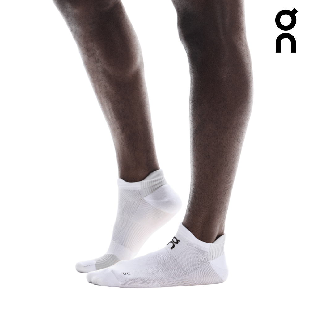 Buy On Unisex Performance Run Sock Low - White / Glacier for running in Singapore - Running Lab SG