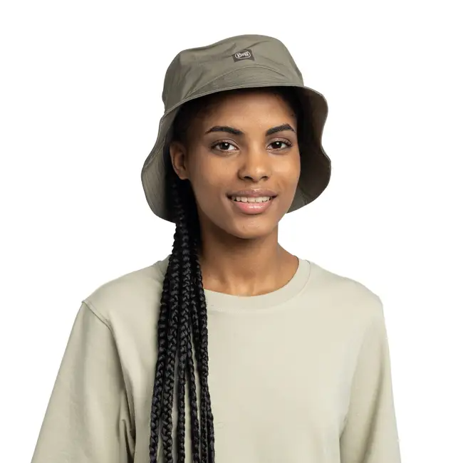 Shop BUFF Caps, Hats, Headbands, Neckwear, Gaiters, and Balaclavas in Singapore at Running Lab. Experience the outdoors with BUFF high-quality headwear.