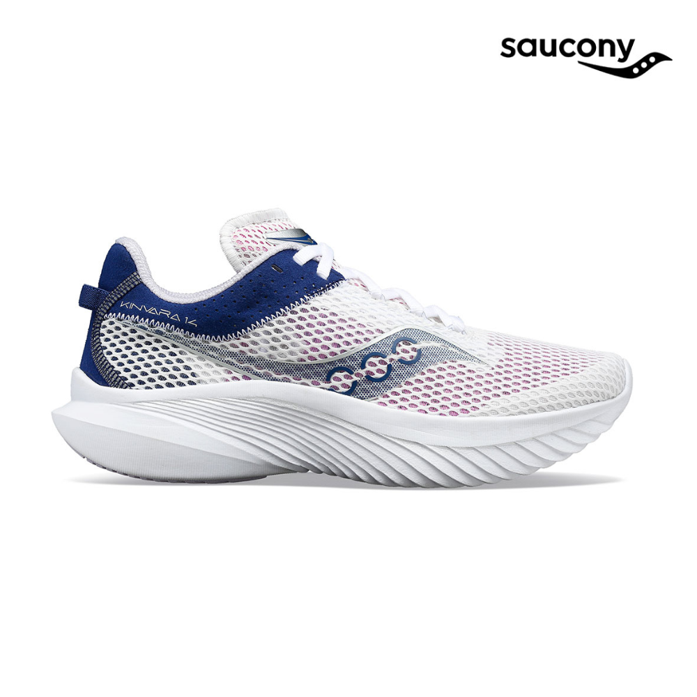 White saucony best sale running shoes