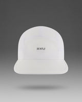 2XU Unisex Light Speed Small Cap - White / Silver Reflective