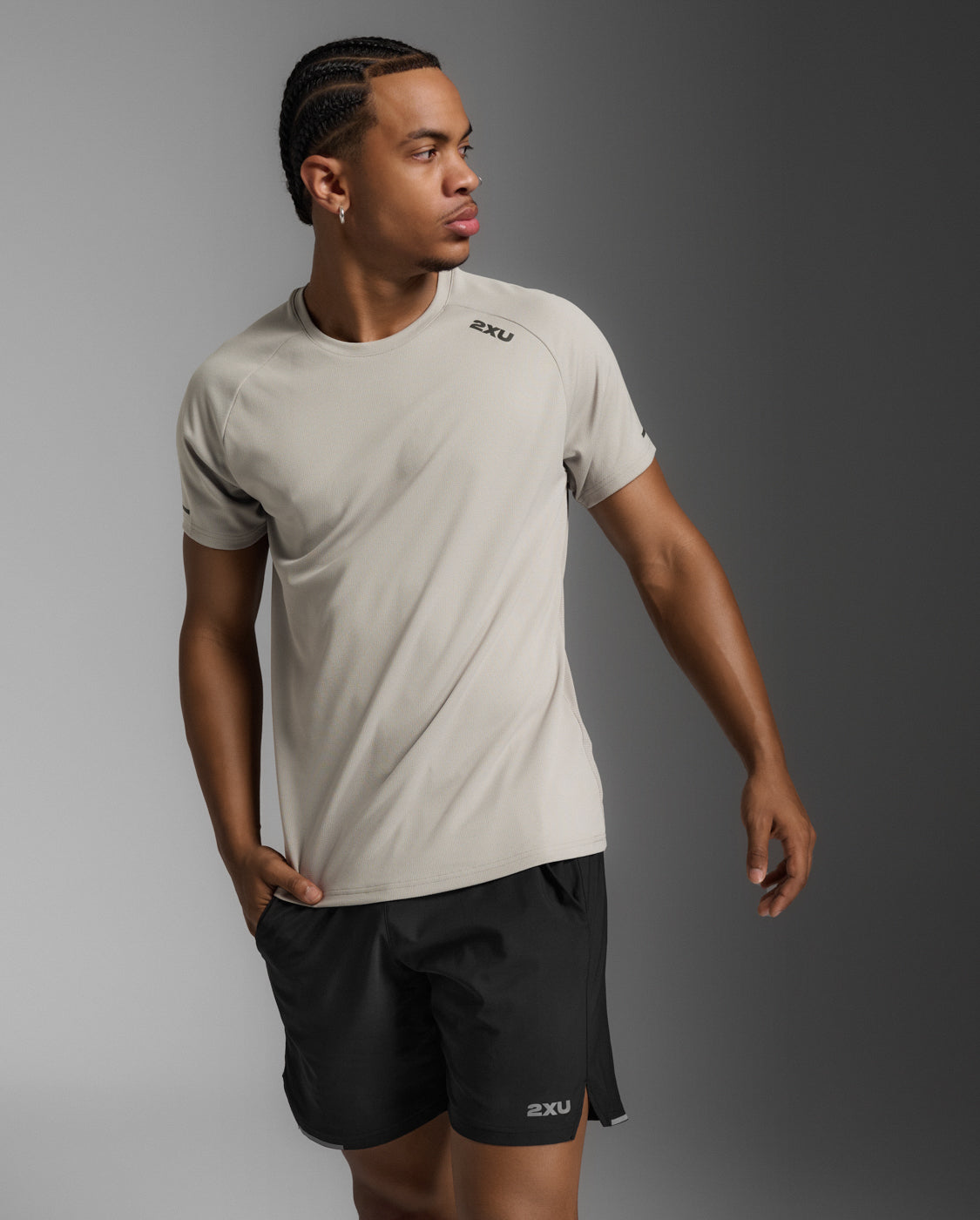 2XU Men Aero Tee - Carbon / Black Reflective