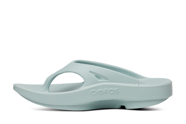 Shop OOFOS Recovery Footwear, Sandals, Shoes, Slides at Running Lab Singapore - Cushioning Footwear for Faster Post-Run Recovery