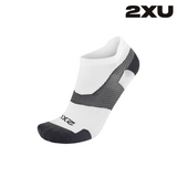Buy 2XU Unisex Vectr Ultralight 1/4 Crew Socks - White / Grey for running in Singapore - Running Lab SG