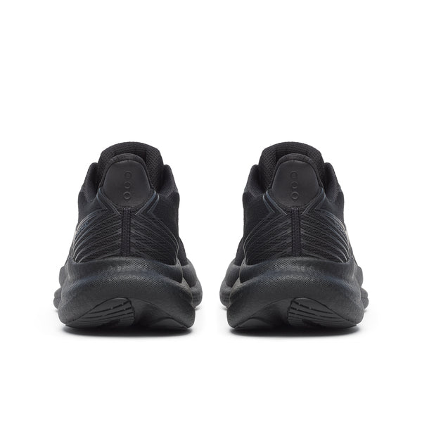 Saucony Men Triumph 23 Wide - Triple Black – Running Lab Singapore