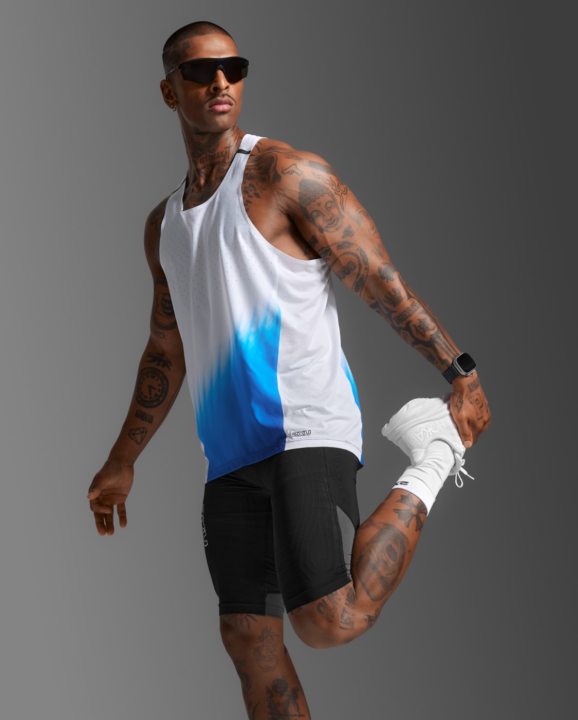 2XU Men Light Speed React Singlet - Blue Gradient / Black Reflective