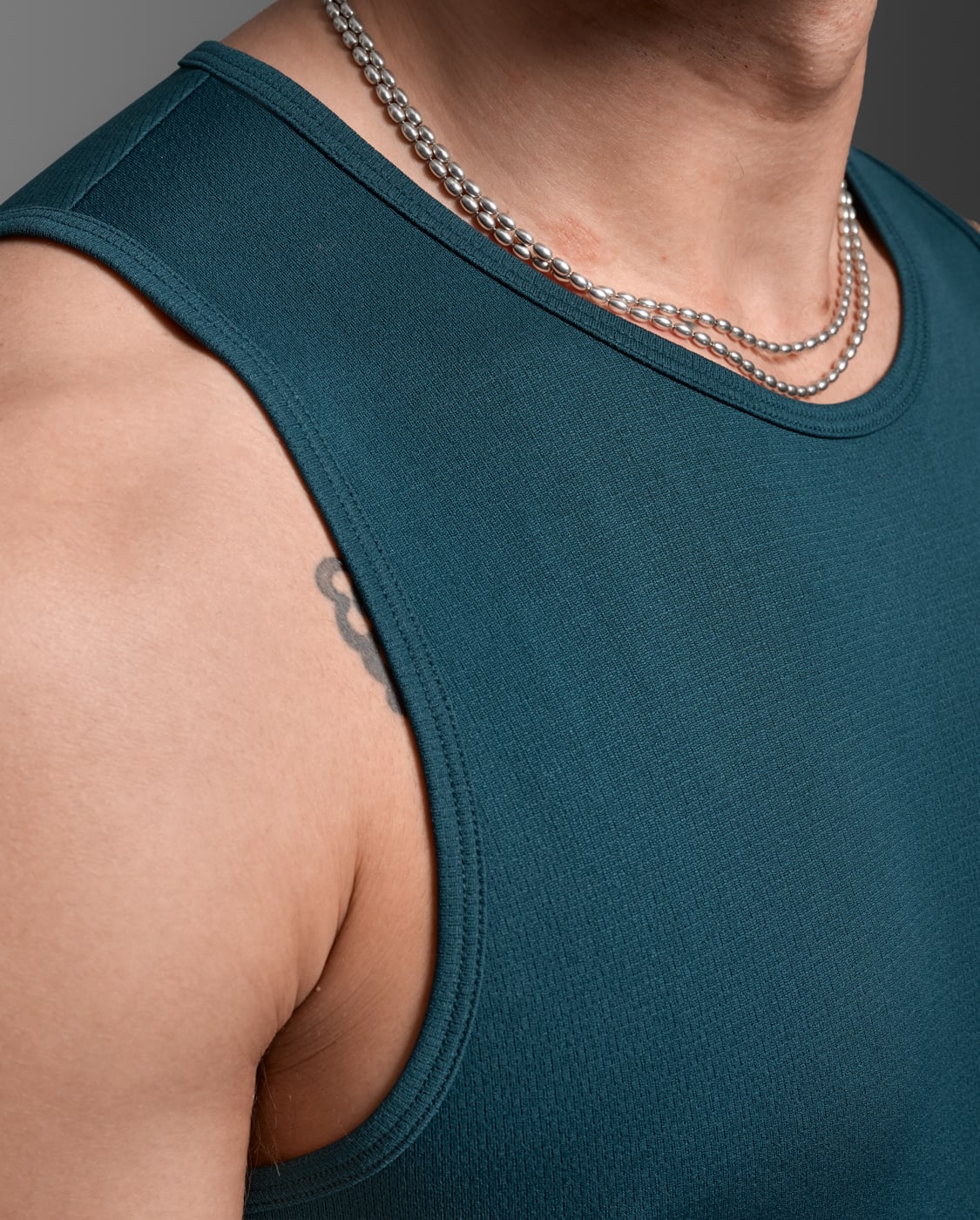2XU Men Aero Mesh Tank - Dark Moss / Silver Reflective