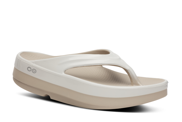 OOFOS Women OOmega Luxe Sandal - Nomad / Fog