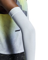 On Unisex Performance Arm Sleeves - White / White