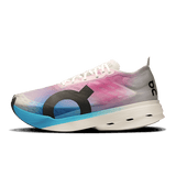 On Men Cloudboom Strike - White / Horizon