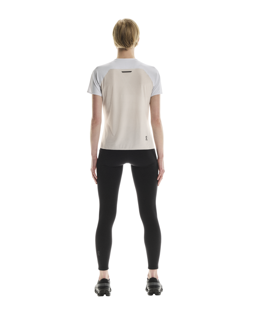 On Women Performance-T - White / Silver