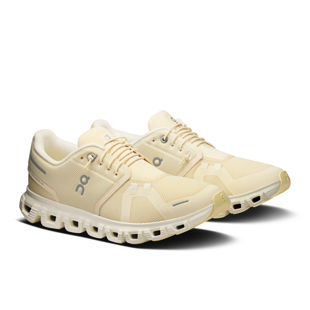On Women Cloud 6 - Castor / Ivory