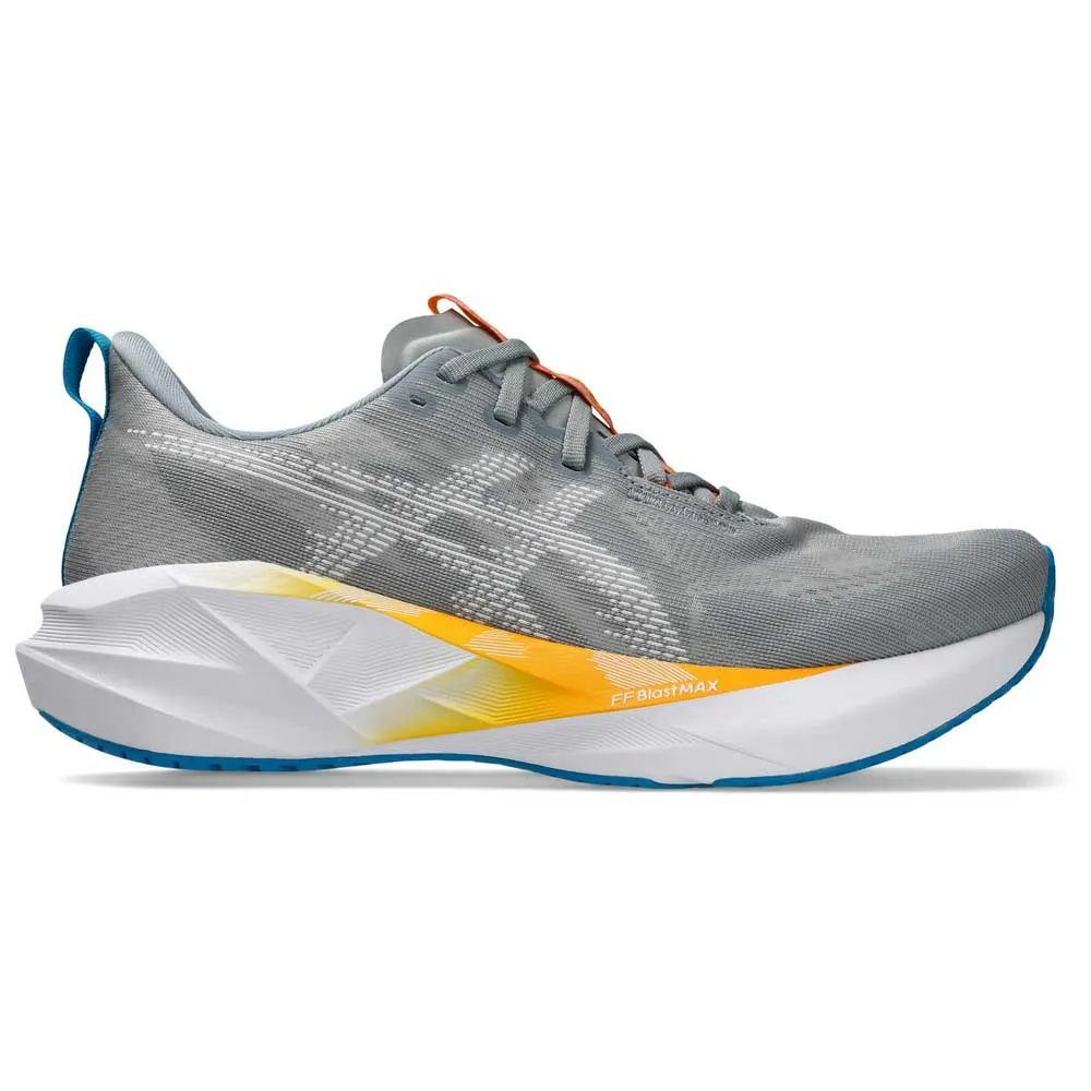 ASICS Men Novablast 5 Wide - Gravel / White