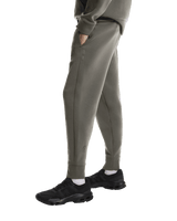 Buy On Men Focus Tech Sweatpants - Shadow for running in Singapore - Running Lab SG