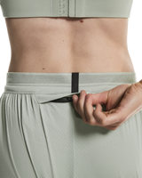 On Women 5" Performance Shorts - Tin