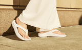 Buy OOFOS Women OOlala - White for running in Singapore - Running Lab SG
