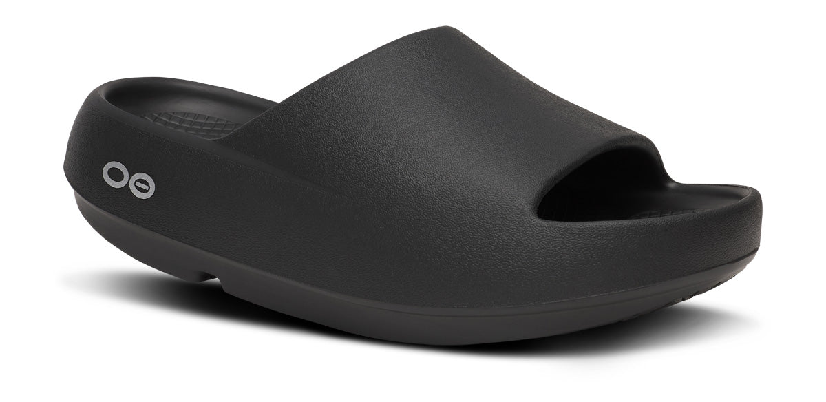 OOFOS Unisex OOahh Plus - Black – Running Lab Singapore