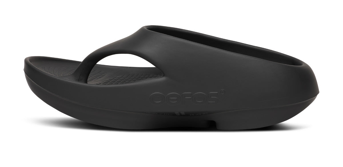 靴 OOFOS OORIGINAL PLUS - BLACK OOFOS Unisex OOriginal Plus - Black – Running Lab Singapore