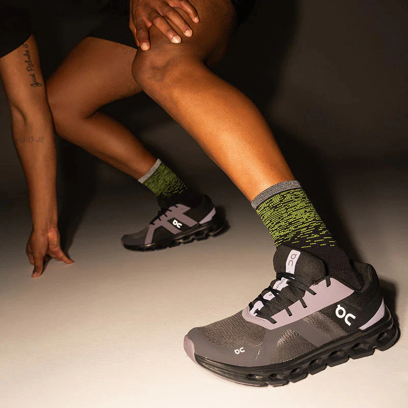 Buy Feetures Active Elite Light Cushion Mini Crew - Light Wave for running in Singapore - Running Lab SG