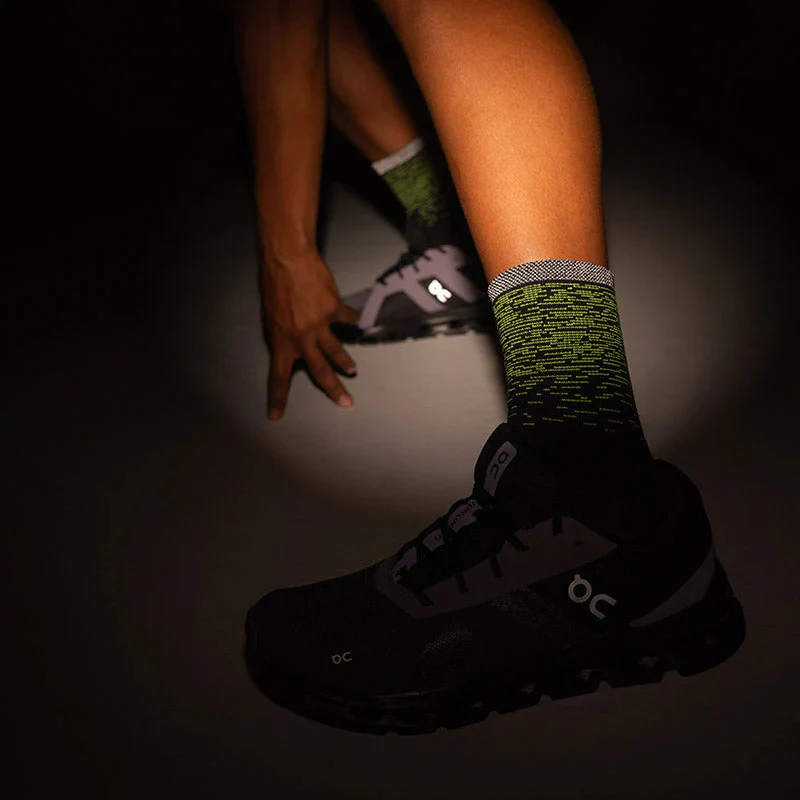 Buy Feetures Active Elite Light Cushion Mini Crew - Light Wave for running in Singapore - Running Lab SG
