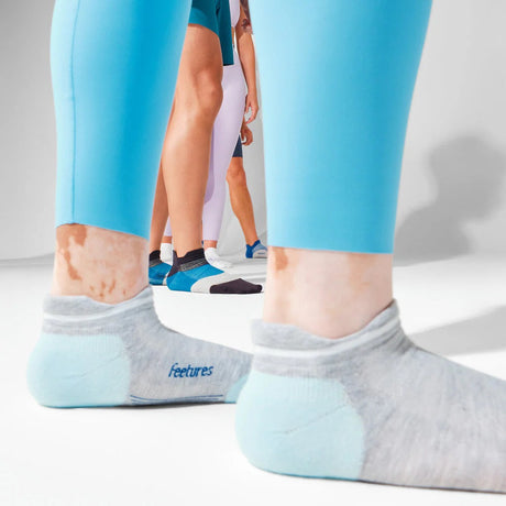 Feetures Active Elite Max Cushion No Show Tab - Gray Sky