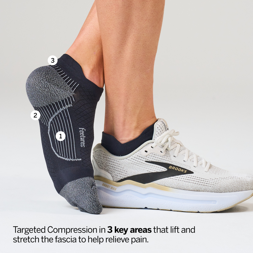 Buy Feetures Plantar Fasciitis Relief Light Cushion No Show Tab - Black for running in Singapore - Running Lab SG