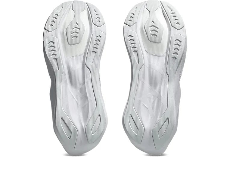 ASICS Men Novablast 6 - White / White