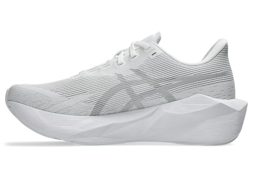 ASICS Women Novablast 6 - White / White
