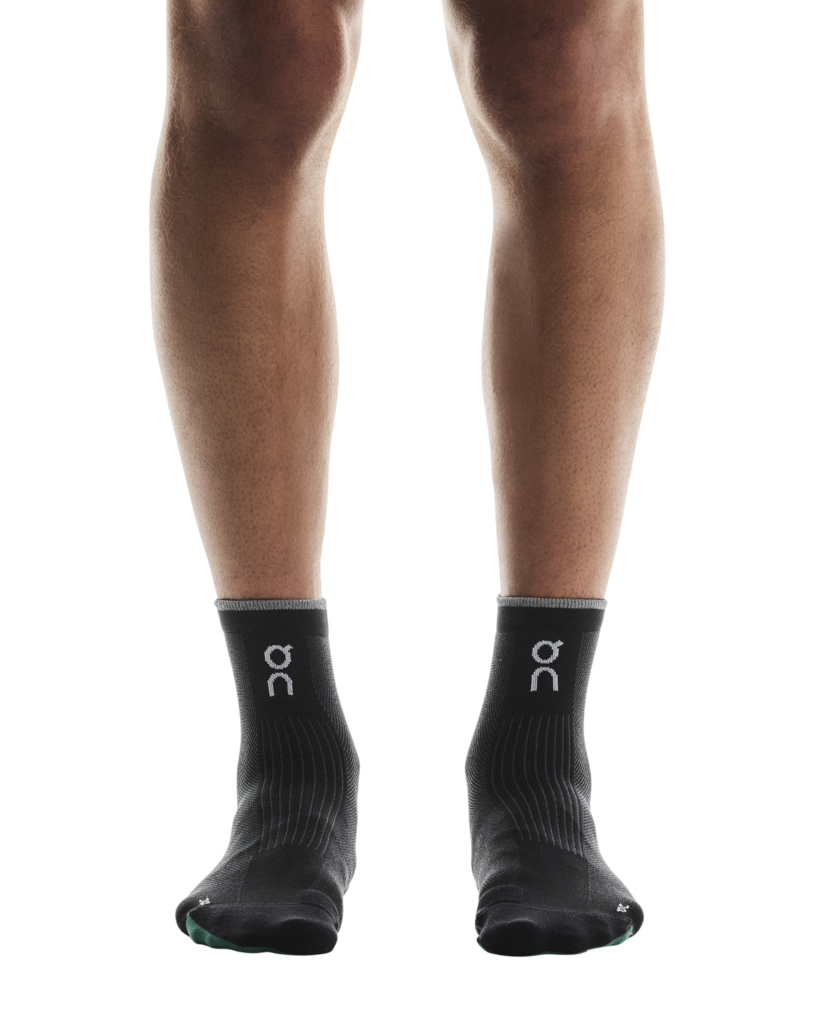 Buy On Unisex Elite Run Sock Mid - Black for running in Singapore - Running Lab SG