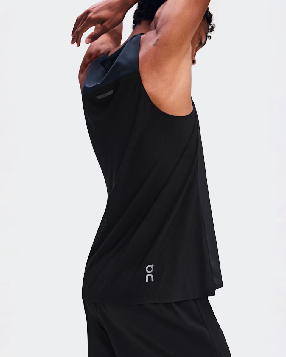 On Men Performance Tank - Navy / Black
