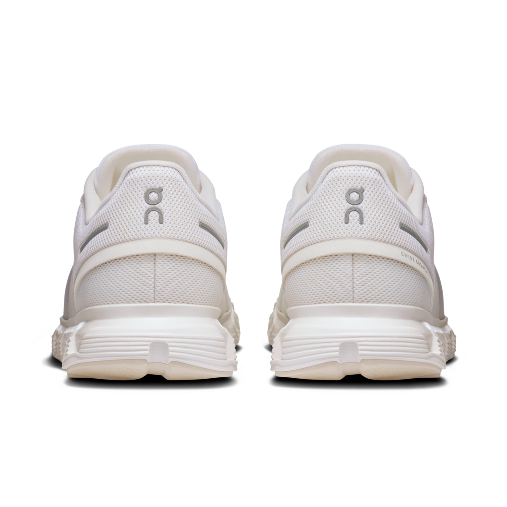 On Women Cloud 6 Wide - White / White