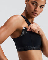 Buy Bandit Women Stamina-V Threshold Run Bra - Black for running in Singapore - Running Lab SG
