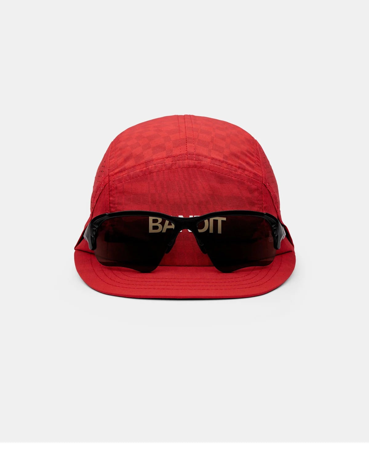 Buy Bandit Unisex Nylon Run Hat With Sunglasses Holder - Oxide Red / Signal Red for running in Singapore - Running Lab SG