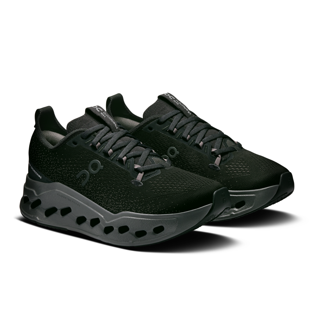 On Women Cloudsurfer Max - Black / Eclipse
