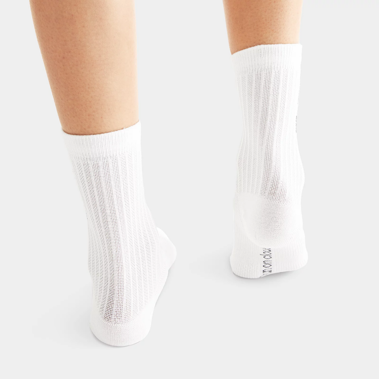 On Running Unisex Logo Sock 3-Pack - White