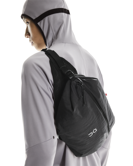 On Unisex Sling Pack 9L - Magnet / Black