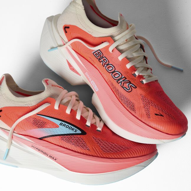 Brooks Women Hyperion Max 3 - Coconut / Fiery Coral / Atomizer