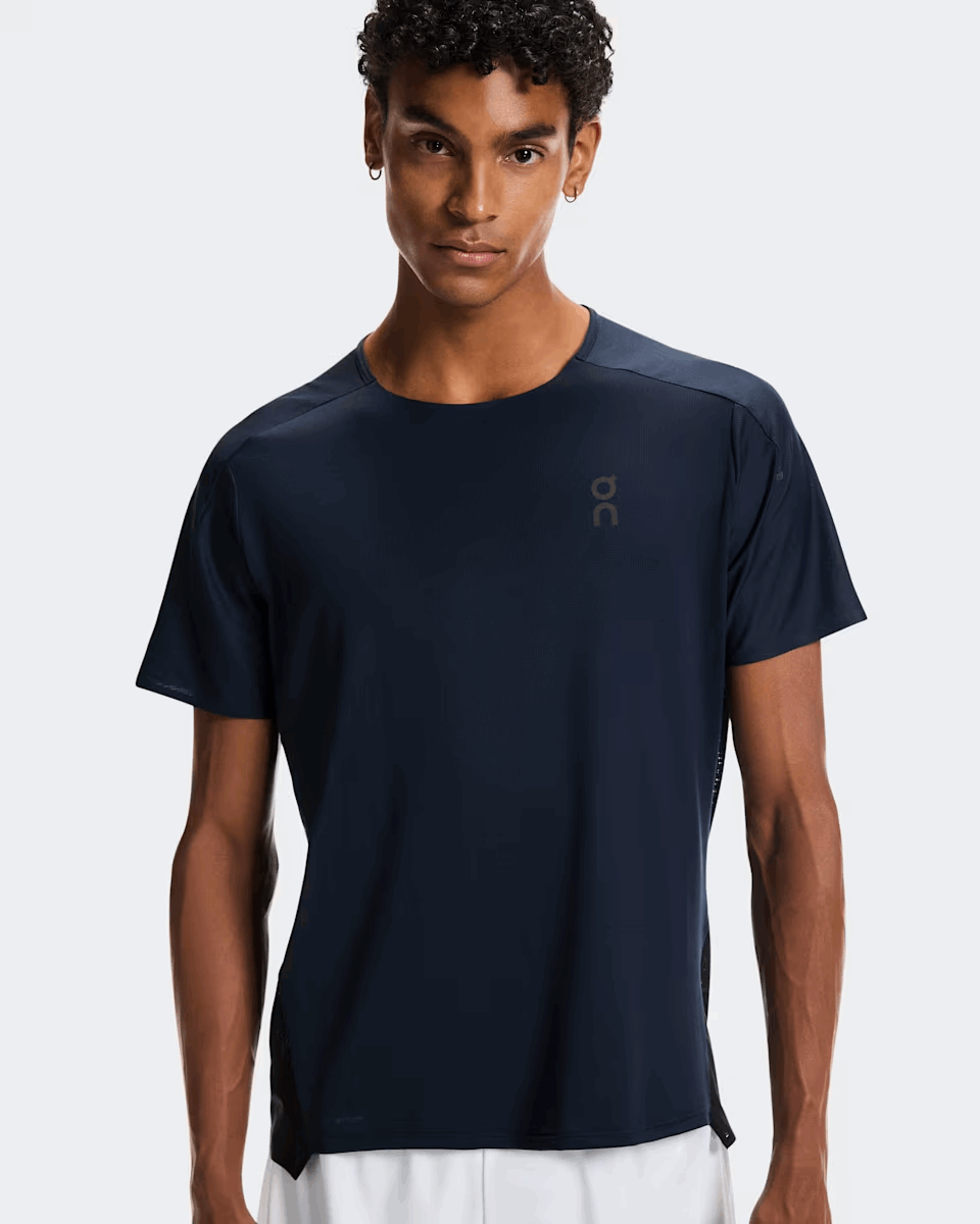 On Men Performance-T - Navy / Black